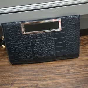 Chic Black Crocodile-Embossed Clutch